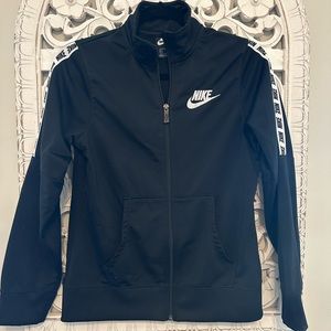 Girl’s Nike sweater